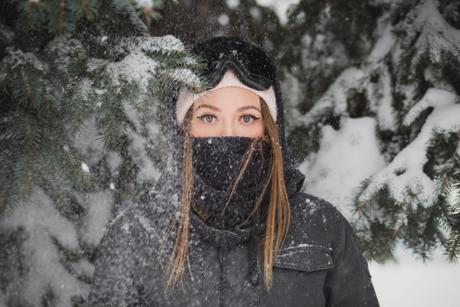 Eight Winter Skincare Tips: How to Keep Your Skin Happy, Healthy, and Hydrated During Harsh Weather